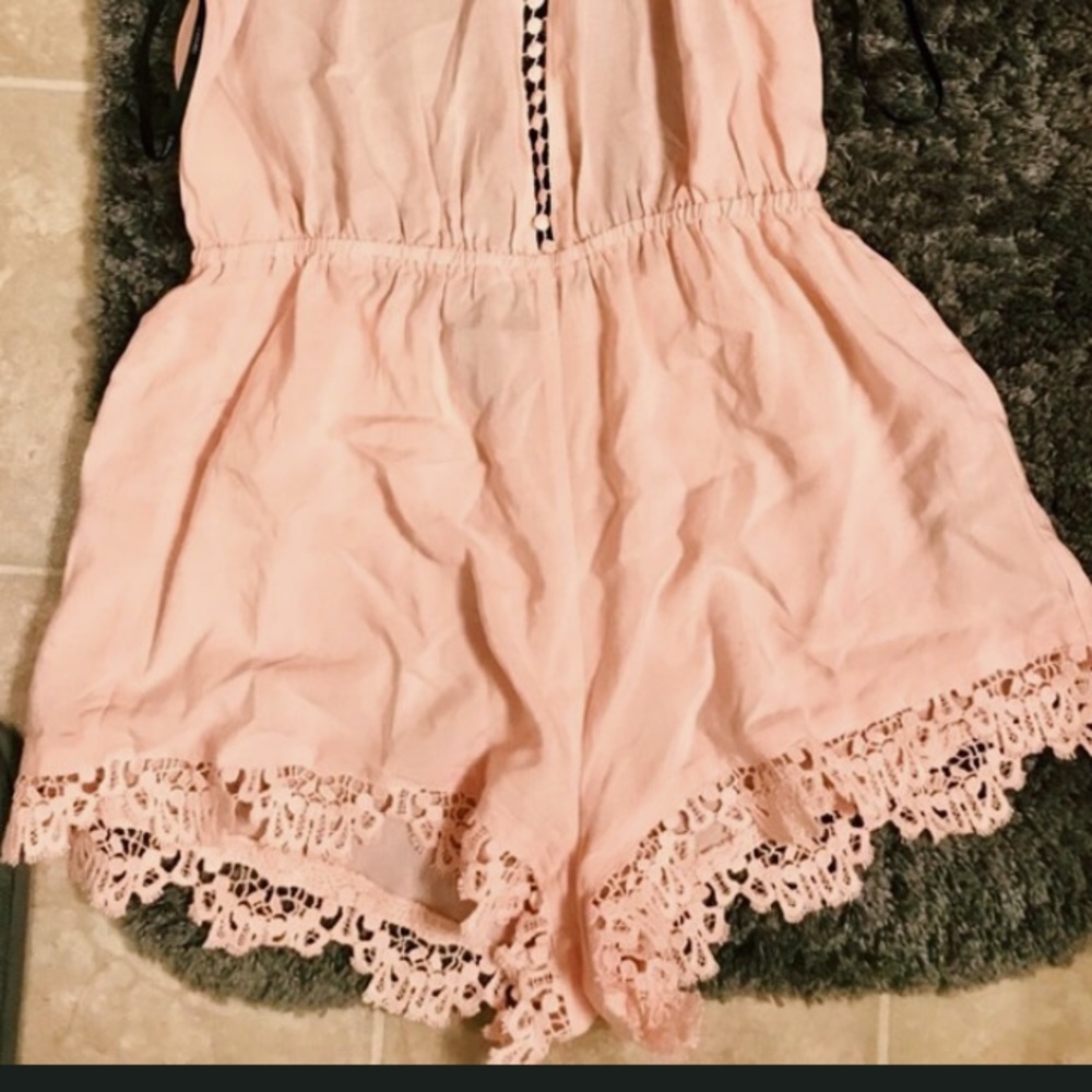 ROMPER - Picture 4 of 5